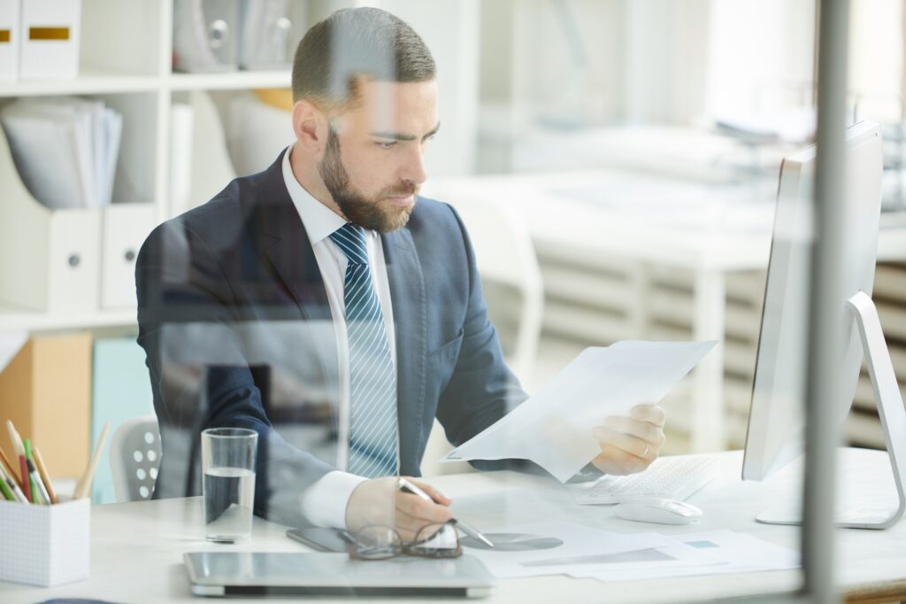 Investieren in Zeiten der Instabilität: Tipps von Analysten